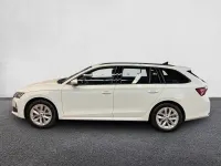 Gebraucht Skoda Octavia Selection 150 PS (110 kW) 2025 Candyweiß Kombi