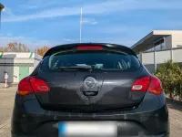 Używany Opel Astra OPC 170 KM (125 kW) 2014 Czarny Sedan/Limuzyna