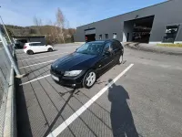 Gebraucht BMW 318 143 PS (105 kW) 2010 Schwarz Kombi