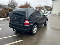 Gebraucht Mercedes ML270 163 PS (119 kW) 2002 Schwarz SUV