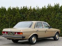 Gebraucht Mercedes 200 109 PS (80 kW) 1982 Beige Limousine