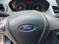 Gebraucht Ford Fiesta 60 PS (44 kW) 2010 Silber Kleinwagen