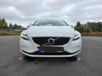 Usata Volvo V40 122 CV (89 kW) 2016 Bianco Berlina