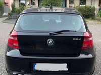 Gebraucht BMW 118 143 PS (105 kW) 2011 Schwarz Kleinwagen