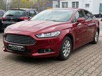 Gebraucht Ford Mondeo 140 PS (102 kW) 2018 Rot Limousine