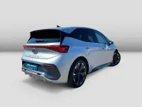 Gebraucht Cupra Born 169 kW (231 PS) 2025 Geysirsilber Kleinwagen
