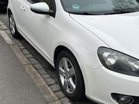 Gebraucht VW Golf VI 122 PS (89 kW) 2009 Weiß Kleinwagen