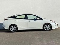 Gebraucht Toyota Prius Executive 98 PS (72 kW) 2016 Weiß Limousine