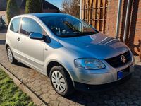 Usado VW Fox Refresh 54 HP (39 kW) 2010 Prateado Citadino