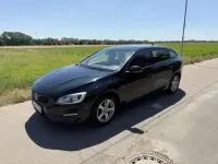 Gebraucht Volvo V60 Business Edition 150 PS (110 kW) 2015 Schwarz Kombi