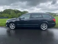 Gebraucht Skoda Superb Comfort 170 PS (125 kW) 2010 Schwarz Kombi