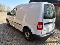 Używany VW Caddy 75 KM (55 kW) 2012 Biały Minivan