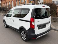 Gebraucht Dacia Dokker Stepway 116 PS (85 kW) 2016 Weiß Van / Kleinbus