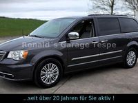 Gebraucht Chrysler Town & Country 287 PS (211 kW) 2015 Violet Van / Kleinbus