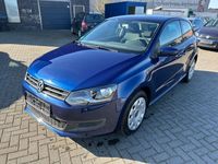 Gebraucht VW Polo Comfortline 69 PS (50 kW) 2011 Blau Limousine