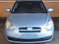 Gebraucht Hyundai Accent 97 PS (71 kW) 2009 Blau Limousine