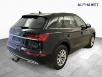 Używany Audi Q5 Basis 204 KM (150 kW) 2022 Czarny SUV