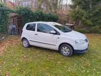 Gebraucht VW Fox 54 PS (39 kW) 2008 Weiß Kleinwagen