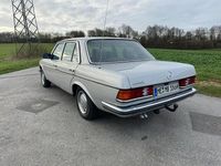 Gebraucht Mercedes 280 185 PS (136 kW) 1981 Silber Limousine