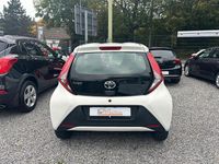 Gebraucht Toyota Aygo 72 PS (52 kW) 2020 Weiß Kleinwagen