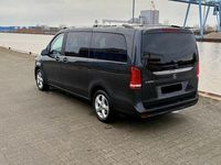 Gebraucht Mercedes V220 Avantgarde Edition 163 PS (119 kW) 2022 Schwarz Van / Kleinbus