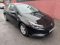 Gebraucht Opel Astra Selection 101 PS (74 kW) 2017 Onyx schwarz Kleinwagen