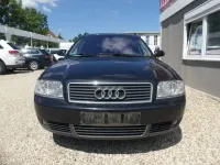 Gebraucht Audi A6 131 PS (96 kW) 2002 Schwarz Kombi