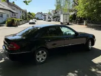 Gebraucht Mercedes E220 150 PS (110 kW) 2006 Schwarz Limousine