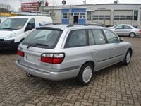Gebraucht Mazda 626 Exclusive 116 PS (85 kW) 2000 Silber metallic Kombi