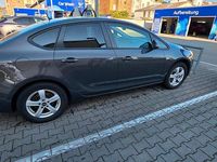 Gebraucht Opel Astra 110 PS (80 kW) 2015 Grau Limousine