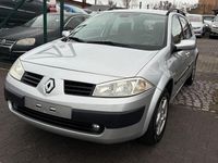 Gebraucht Renault Mégane II Dynamique 111 PS (81 kW) 2006 Silber Limousine