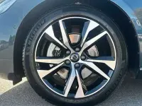 Gebraucht Volvo V60 Core 197 PS (144 kW) 2025 Blau Kombi