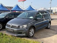 Gebraucht VW Touran Comfortline 150 PS (110 kW) 2017 Grau Van / Kleinbus