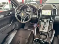 Second-hand Porsche Cayenne S 441 CP (324 kW) 2016 Negru SUV