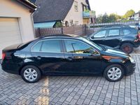 Gebraucht VW Jetta Highline 105 PS (77 kW) 2006 Schwarz Limousine