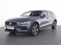 Gebraucht Volvo V60 CC Ultimate 197 PS (144 kW) 2023 Grau Kombi
