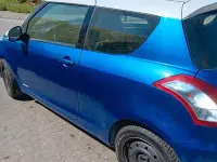 Gebraucht Suzuki Swift 94 PS (69 kW) 2014 Blau Kleinwagen