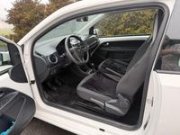 Gebraucht VW up! 60 PS (44 kW) 2019 Weiß Kleinwagen