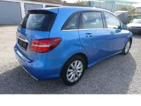 Gebraucht Mercedes B200 Urban 156 PS (114 kW) 2015 Grau Kleinwagen