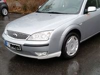 Gebraucht Ford Mondeo 170 PS (125 kW) 2006 Silber metallic Kombi