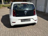 Gebraucht VW up! move up! 75 PS (55 kW) 2016 Weiß Kleinwagen