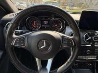 Gebraucht Mercedes GLA200 156 PS (114 kW) 2018 Weiß SUV