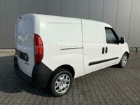 Gebraucht Fiat Doblò 101 PS (74 kW) 2018 Weiß Van / Kleinbus