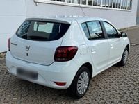 Gebraucht Dacia Sandero Lauréate 73 PS (53 kW) 2017 Weiß Limousine