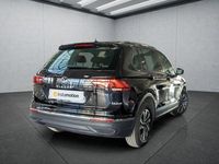 Gebraucht VW Tiguan 150 PS (110 kW) 2022 Schwarz SUV