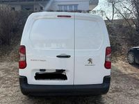 Gebraucht Peugeot Partner 131 PS (96 kW) 2020 Weiß Van / Kleinbus