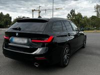 Gebraucht BMW 320 190 PS (139 kW) 2020 Schwarz Kombi