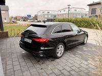 Gebraucht Audi A4 163 PS (119 kW) 2020 Schwarz Kombi