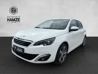 Gebraucht Peugeot 308 Allure 131 PS (96 kW) 2016 Weiß Limousine