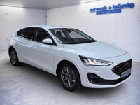 Gebraucht Ford Focus Titanium 125 PS (91 kW) 2023 Weiß Limousine
